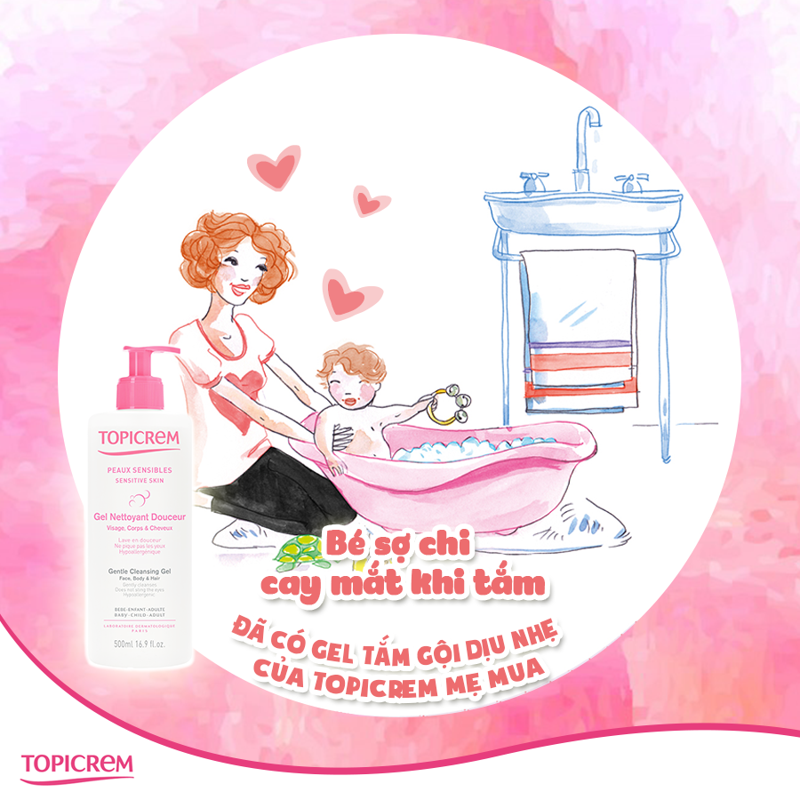 Bé không sợ cay mắt khi tắm