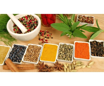 5 mẹo làm đẹp cho da mặt theo phương pháp Ayurveda (y học cổ truyền Ấn Độ)